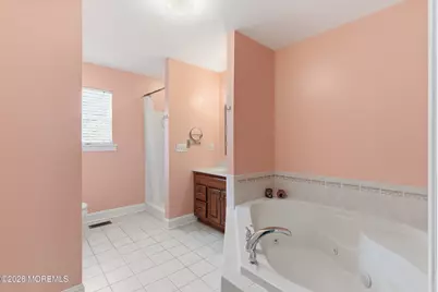 3 Lone Oak Way, Eatontown, NJ 07724 - Photo 18