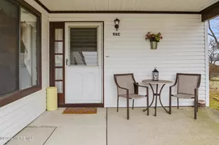 96 Salix Plaza, Monroe Township, NJ 08831 - Photo 4