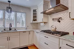 270 Grant Ave, Eatontown, NJ 07724 - Photo 4