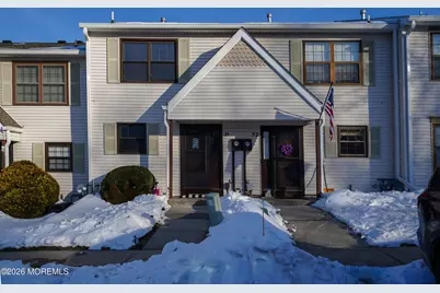 51 Queens Way, Englishtown, NJ 07726 - Photo 2