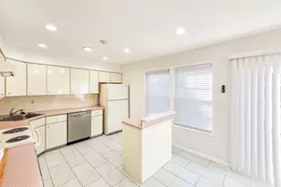 167E Concordia Cir, Monroe Township, NJ 08831 - Photo 8