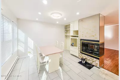 167E Concordia Circle, Monroe Township, NJ 08831 - Photo 12