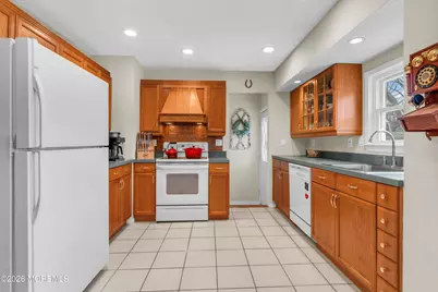 16 Blue Spruce Drive, Jackson, NJ 08527 - Photo 4