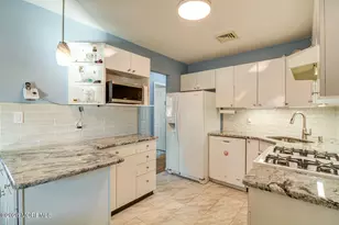 112 Teakwood Dr, Brick, NJ 08723 - Photo 10