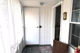 1019A Aberdeen Dr, Lakewood, NJ 08701 - Photo 4