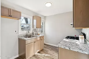 333 Tiller Ave, Beachwood, NJ 08722 - Photo 10