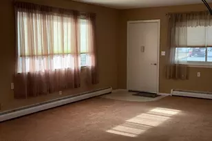 176 Charlotteville Dr S, Toms River Township, NJ 08757 - Photo 2