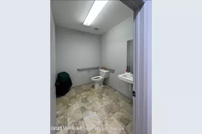 405 Bridge Plaza Drive #C6, Manalapan Township, NJ 07726 - Photo 8