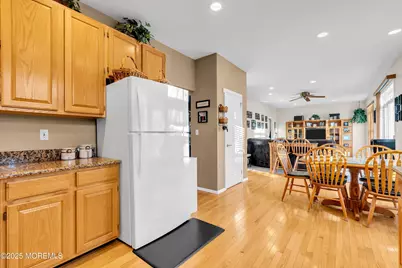 184 Lindsay Lane, Toms River Township, NJ 08755 - Photo 20