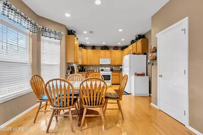 184 Lindsay Lane, Toms River Township, NJ 08755 - Photo 18