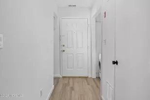 75 Diane Dr, Tinton Falls, NJ 07753 - Photo 4