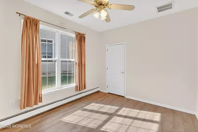 22 Springlawn Drive, Lakewood, NJ 08701 - Photo 18