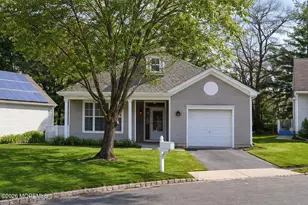 22 Springlawn Dr, Lakewood, NJ 08701 - Photo 2