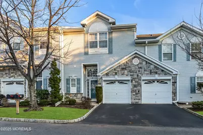 18 Bridgepointe Drive, Laurence Harbor, NJ 08879 - Photo 2