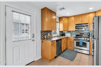 27 Arnold Avenue, Point Pleasant Beach, NJ 08742 - Photo 26