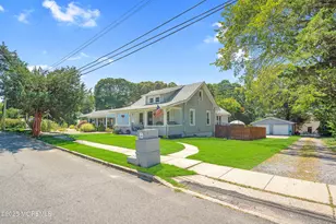 542 Princess Ct, Toms River Township, NJ 08753 - Photo 4