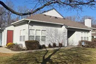 85 Sunnymede St, Englishtown, NJ 07726 - Photo 2