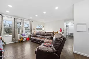 198 Village Dr, Barnegat, NJ 08005 - Photo 4