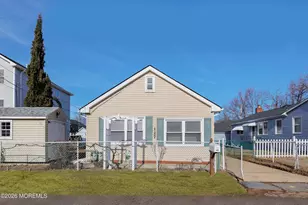 127 7th St, Hazlet Township, NJ 07734 - Photo 1