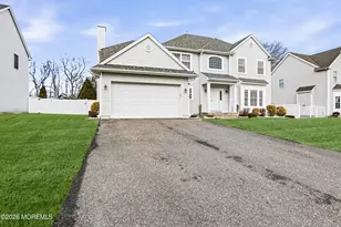 81 Fortune Ct, Toms River Township, NJ 08755 - Photo 2