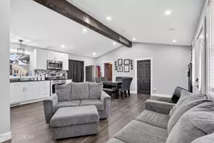 655 Ellicott Ave, Toms River Township, NJ 08753 - Photo 8