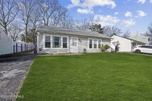 24 Anchor Rd, Barnegat, NJ 08005 - Photo 2