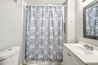 21 Broadway Road, Freehold, NJ 07728 - Photo 10