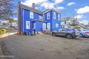 21 Broadway Rd, Freehold, NJ 07728 - Photo 6