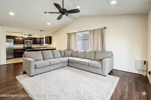 166 Tulip Ln, Freehold, NJ 07728 - Photo 6