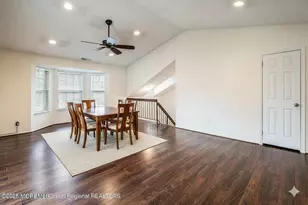 166 Tulip Ln, Freehold, NJ 07728 - Photo 8