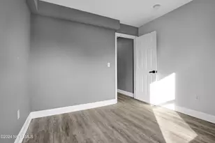 42 Jahn St, Keansburg, NJ 07734 - Photo 18