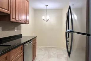 169 Amberly Dr, Manalapan Township, NJ 07726 - Photo 4