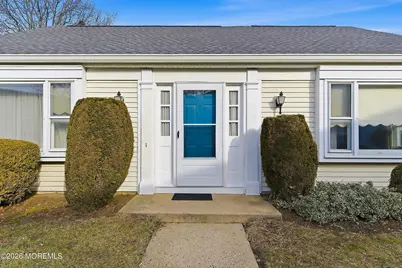 412C Oxford Lane #412C, Monroe Township, NJ 08831 - Photo 2