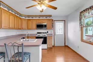 151 Magnolia Ln, Middletown, NJ 07748 - Photo 34