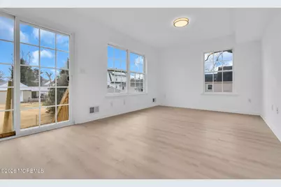 723 Woodland Avenue, Burlington City, NJ 08016 - Photo 14