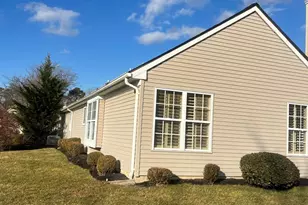 8 Skyline Dr, Lakewood, NJ 08701 - Photo 4