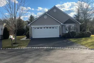 8 Skyline Dr, Lakewood, NJ 08701 - Photo 10