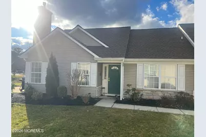 8 Skyline Drive, Lakewood, NJ 08701 - Photo 2