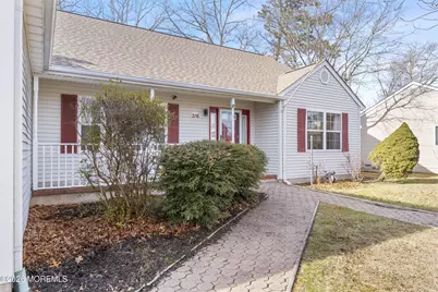 216 Tackle Avenue, Manahawkin, NJ 08050 - Photo 4