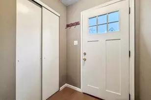 47 Carnaby Close, Freehold, NJ 07728 - Photo 4