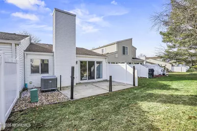 15 Greenwood Drive, Freehold, NJ 07728 - Photo 18