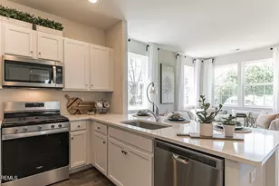 92 Arlotta St, Glassboro, NJ 08028 - Photo 12