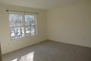 32 Lafayette Ct, North Brunswick Township, NJ 08902 - Photo 14