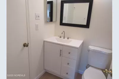 32 Lafayette Court, North Brunswick Township, NJ 08902 - Photo 18