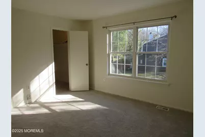 32 Lafayette Court, North Brunswick Township, NJ 08902 - Photo 14