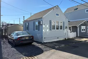 10 W Rutherford Ln, Lavallette, NJ 08735 - Photo 1