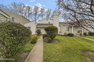 83 Greenwood Dr, Freehold, NJ 07728 - Photo 18