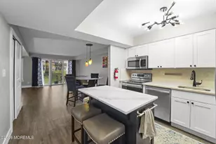 83 Greenwood Dr, Freehold, NJ 07728 - Photo 4