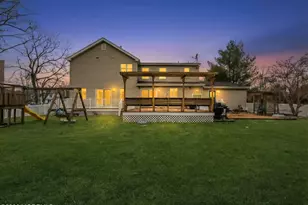 1 Kari Ct, Jackson, NJ 08527 - Photo 2