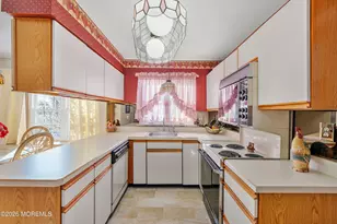 23 Blackthorn Pl, Manchester Township, NJ 08759 - Photo 8